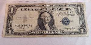 lot 2049 image: 1935 E Series Silver Certificate $1 Bill