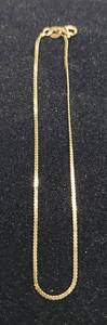 lot 1004 image: 14K Gold Bracelet  6 12 in. long  1g TW  Made in Italy