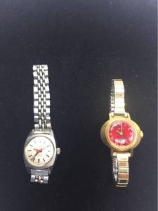 lot 1025 image: Vintage Womens Caravelle Wrist watch & Women�s Goldtone Timex Wrist watch