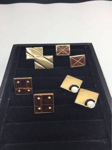 lot 1035 image: 4 Pair of Swank Cuff links - 1 marked 120 12K Gold Filled, & 1 has Mother of Pearl stones