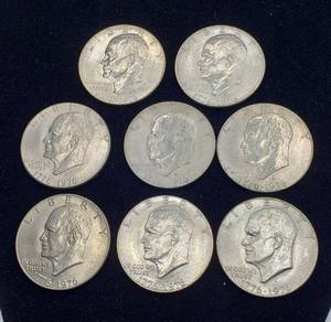 lot 1048 image: 8 Ike Dollars  Bicentennial 1976D