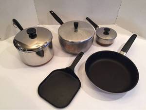 lot 1202 image: Revereware, Wear-Ever, T-Fal - lidded pots & frying pans.