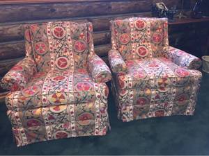 lot 1216 image: Pair - Custom Upholstered Club Chairs