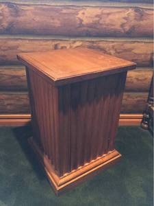 lot 1217 image: Wood Square Column End Table with Under-Storage, 15 x 15 x 22 inches