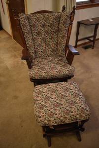 lot 2006 image: Vintage Wooden Glide Rocker w. Glide Ottoman