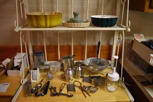 lot 2064 image: Lot of Kitchen Items -Measuring Spoons, Sifter, Chopper, Scale, Nordicware Bundt Pan, Mortar Pestle