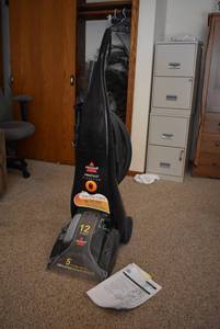 lot 2124 image: Bissell Vacuum Carpet Cleaner