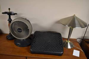 lot 2158 image: Vornado Desk Fan, Foot Massager, & Touch Lamp