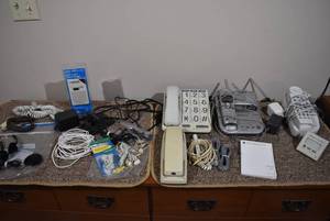 lot 2200 image: Lot of Cordless and Wired Landline Telephones