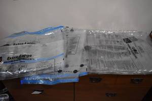 lot 2201 image: Lot of Vacuum Seal Clothing Storage Bags Various Sizes