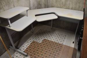lot 2208 image: Corner Computer Desk. In Basement Bring Help to Load.