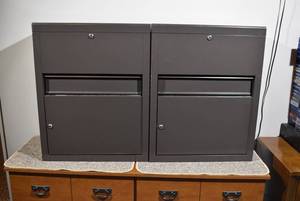 lot 2218 image: Pair of Metal ToolFile Cabinets - Missing Keys