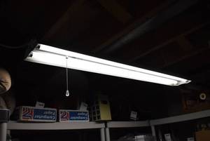 lot 2220 image: 4 Long Flourescent Hanging Light Fixture