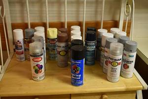 lot 2236 image: Lot of Spraypaint