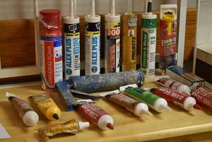 lot 2248 image: Lot of Caulk and Sealants