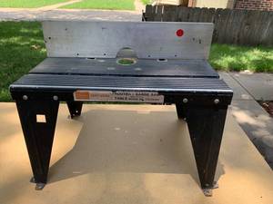 lot 2272 image: Sears Craftsman RouterSabre Saw Table