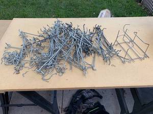 lot 2280 image: Lot of Pegboard hooks & Holders