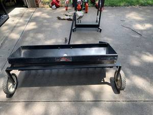 lot 2282 image: Brinly-Hardy Pull Behind Aerator-Spreader Lawncare Equipment