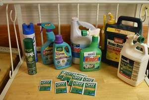 lot 2300 image: Lot of Cleaning Chemicals, Insect & Bug Repellent & Spray