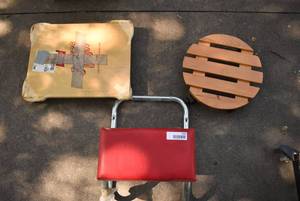 lot 2351 image: Garage Mechanic Tools -Creeper & Seat