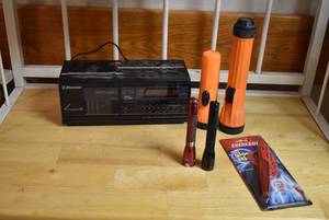 lot 2370 image: Vintage AMFM Radio Cassette Player w. Flashlights & Glow Stick