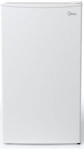 lot 2118 image: Midea 3.3 Cu Ft Compact Refrigerator REF 121L-33 W, White