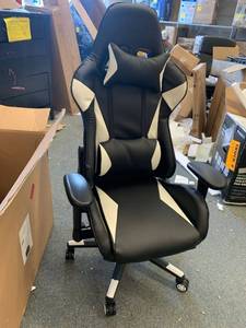 lot 2126 image: Amazonbasics Hlc-2322-1b Gaming Racing Style Seat With Headrest And Firm Lumbar