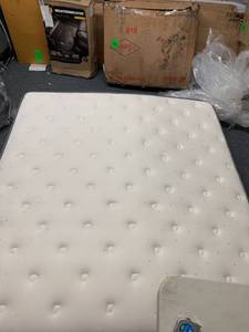 lot 2133 image: Denver Mattress RV Rest Easy ET King Mattress