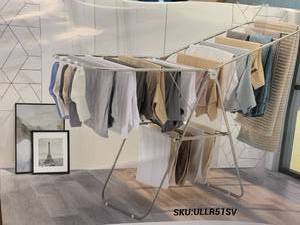 lot 2136 image: Dryer Rack