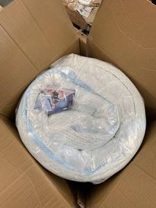 lot 2143 image: SUBRTEX king size mattress topper
