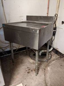lot 7337 image: Stainless Steel Table
