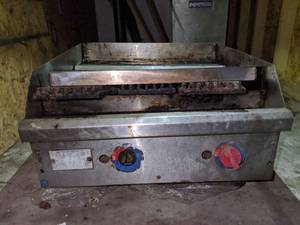 lot 7354 image: Star Mfg Flat Top Griddle 6024CPA