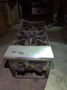 lot 7356 image: Saturn 2 Range Burner
