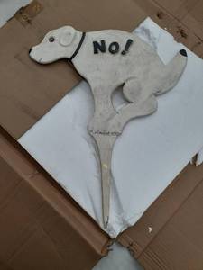 lot 3664 image: yard sign