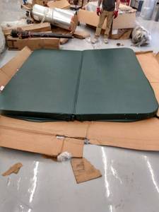 lot 3824 image: Hot Tub Cover 90 x 90 Model Number 21CLASSIC-96(5X3)