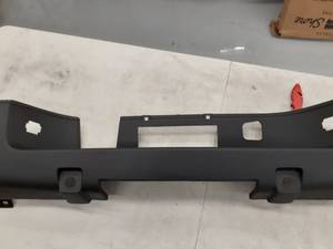 lot 3848 image: GM bumper cover