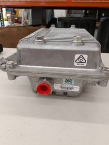 lot 4129 image: Harris BLE100k line extender