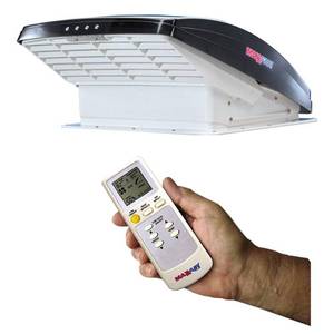 lot 74567 image: Maxxair 0007500K MaxxFan White Deluxe Remote Fan Lid