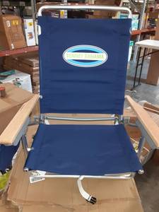 lot 78471 image: Tommy Bahama 5 position classic lay flat folding backpack beach chair Navy