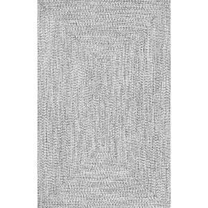 lot 73833 image: nuLOOM Lefebvre Braided IndoorOutdoor Accent Rug, 2 x 3, Light Grey