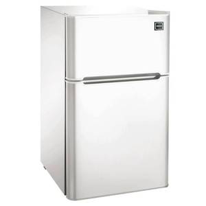 lot 73842 image: RCA RFR832WHITE RFR832 RefrigeratorFreezer, White