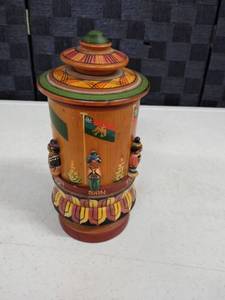 lot 6051 image: wooden holder