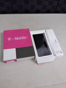 lot 6111 image: t mobile phone