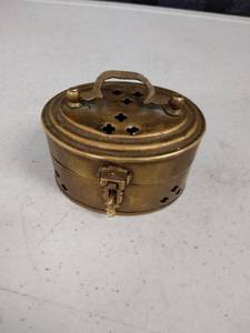 lot 6113 image: solid brass box