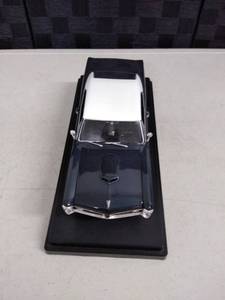 lot 6126 image: Pontiac car
