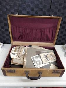 lot 6134 image: vintage suitcase of pictures