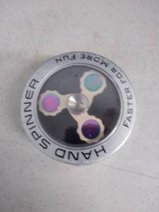 lot 6136 image: hand spinner