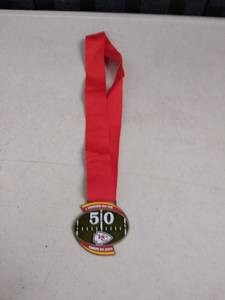 lot 6162 image: chiefs 5 k 2014 trofeny necklace