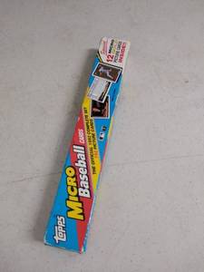 lot 6180 image: Topps micro baseball cards