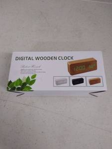 lot 6205 image: digital wooden clock